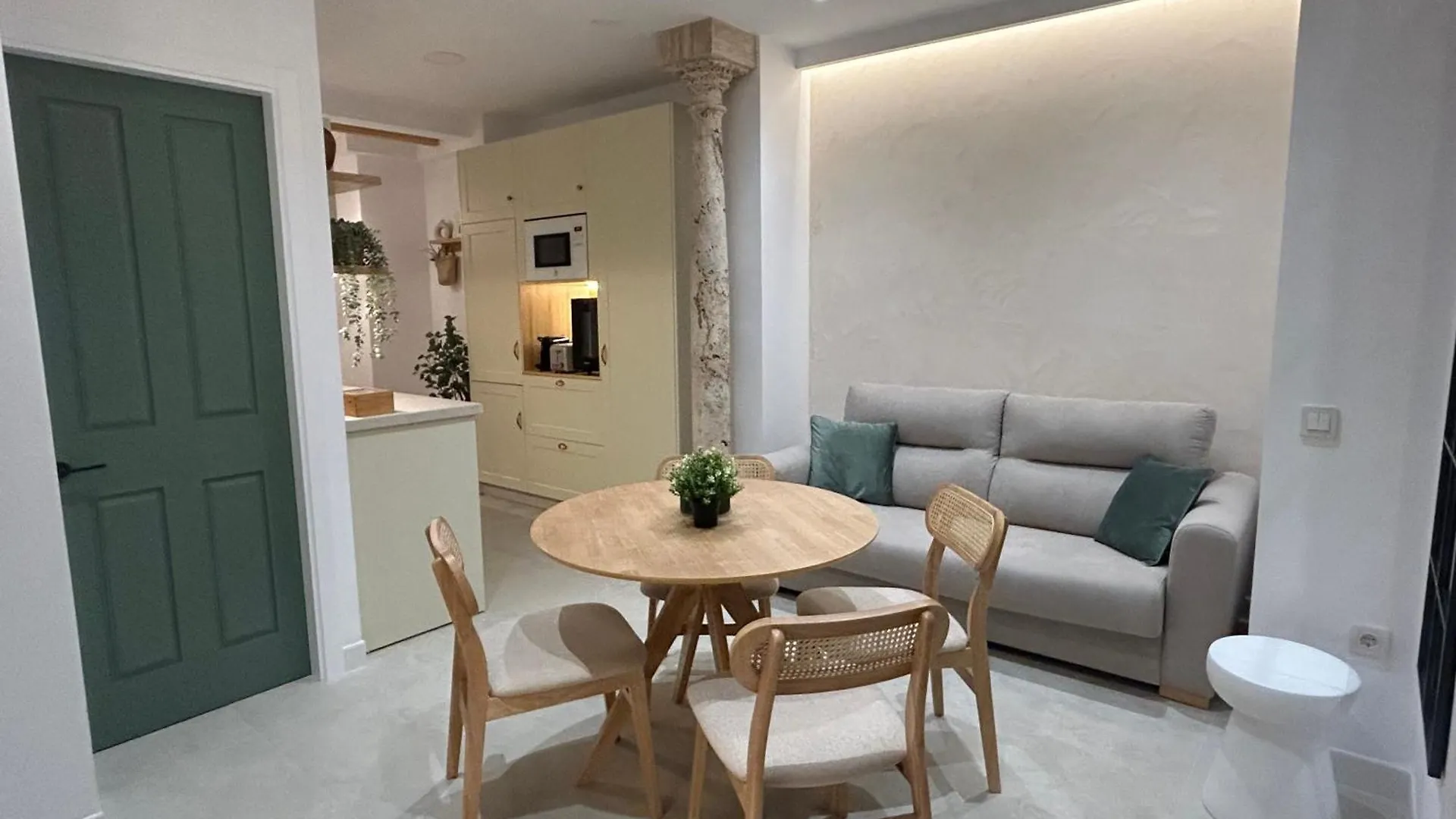 Apartamento De Lujo Con Piscina Climatizada Nerja